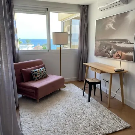 Apartamento Duplex Con Encanto En Paseo Maritimo De