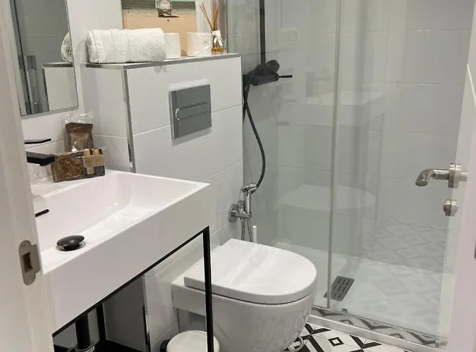 Duplex Con Encanto En Paseo Maritimo De Marbella