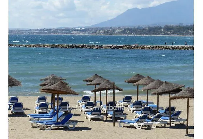 Duplex Con Encanto En Paseo Maritimo De Daire Marbella