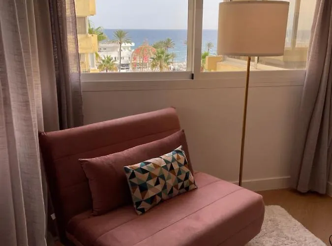 Duplex Con Encanto En Paseo Maritimo De *