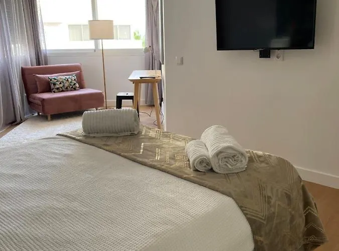 Duplex Con Encanto En Paseo Maritimo De *