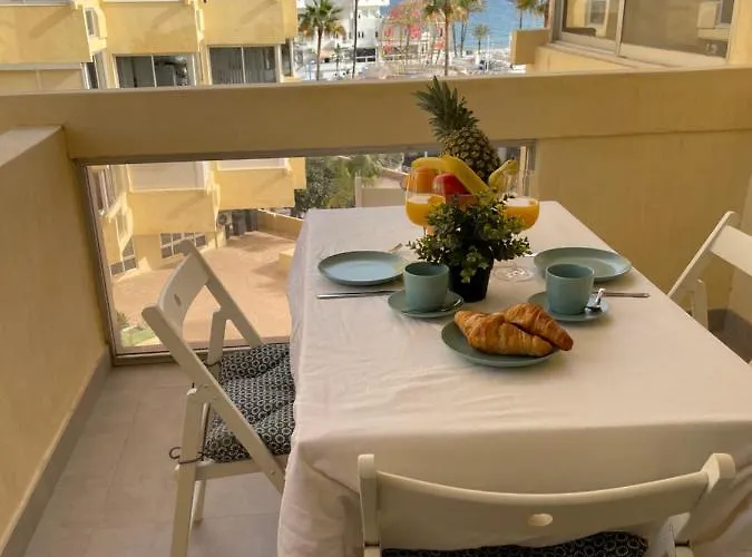 Duplex Con Encanto En Paseo Maritimo De *