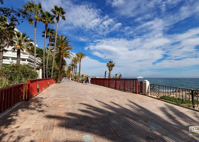 Duplex Con Encanto En Paseo Maritimo De *