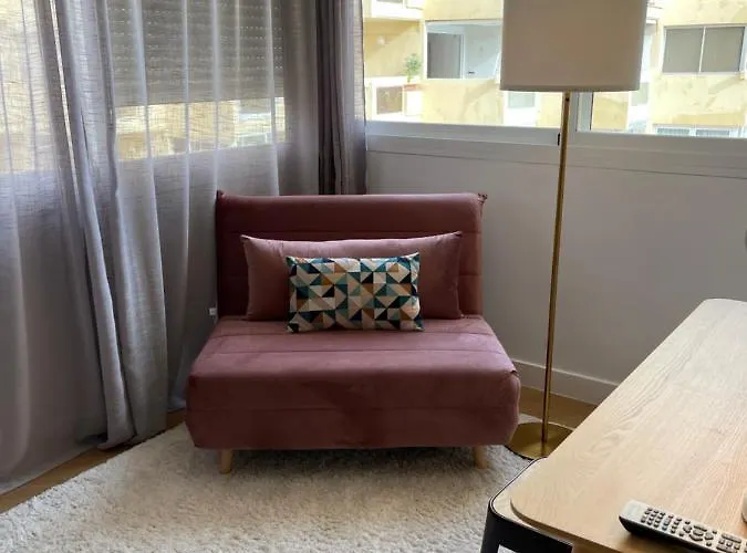 Duplex Con Encanto En Paseo Maritimo De