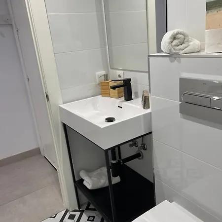 Duplex Con Encanto En Paseo Maritimo De Appartamento Marbella