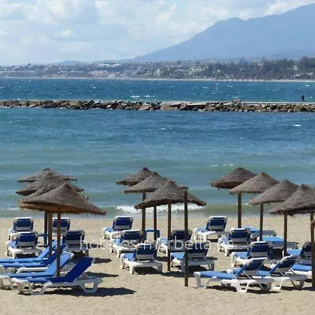 Duplex Con Encanto En Paseo Maritimo De Appartamento Marbella